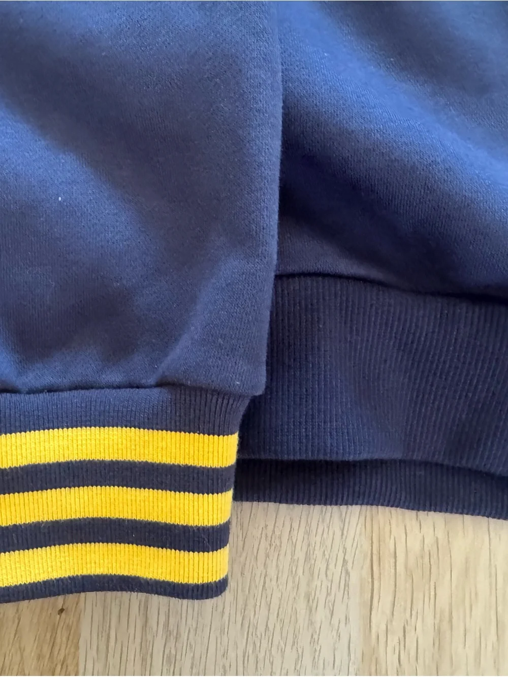 Adidas Originals Navy Blue & Gold V-Neck Embroidered Script Sweatshirt Large